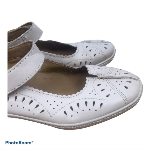 Hotter Chile Extra Wide Soft Beige Mary Jane Shoes Career Neutral Casualcore - Picture 4 of 8